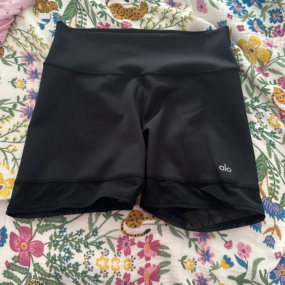 Alo biker shorts